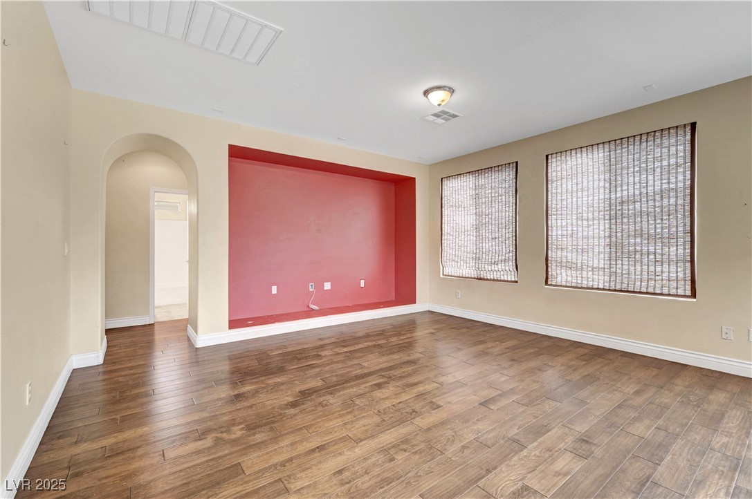 10247 Gladstone Peak Street