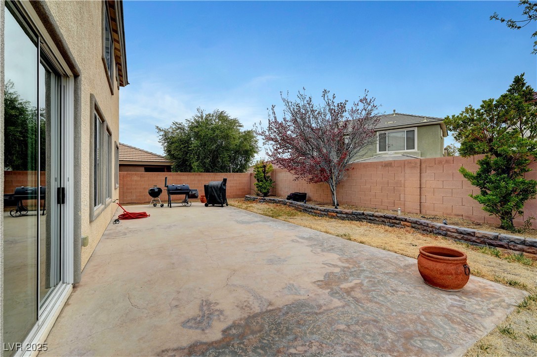 10247 Gladstone Peak Street