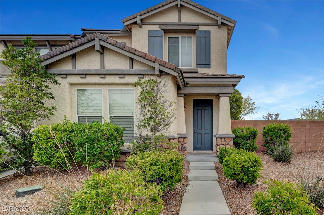 10247 Gladstone Peak Street