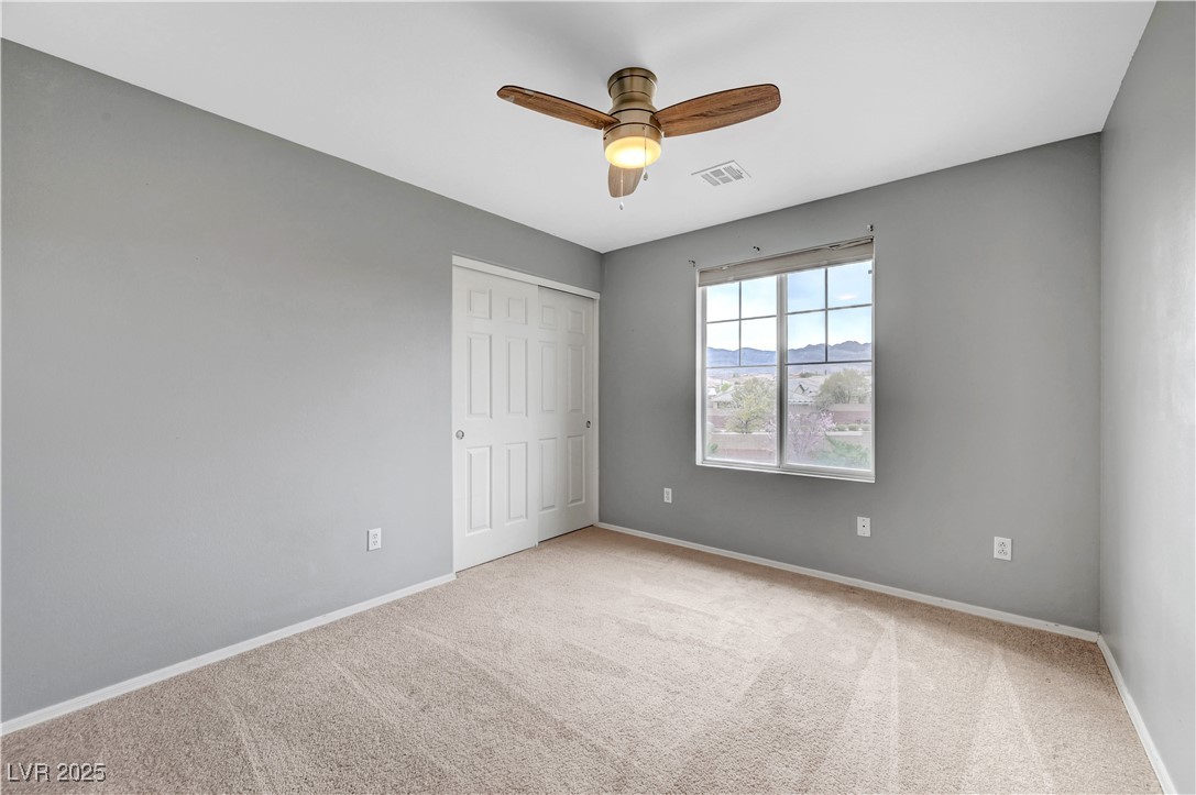 10247 Gladstone Peak Street