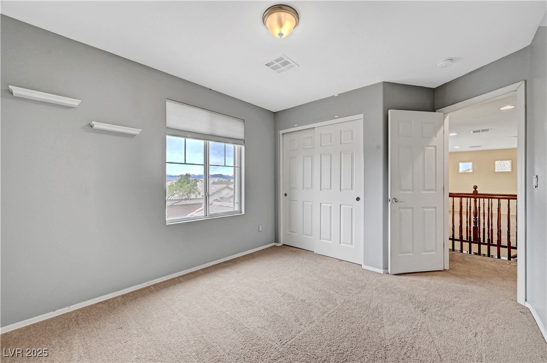 10247 Gladstone Peak Street