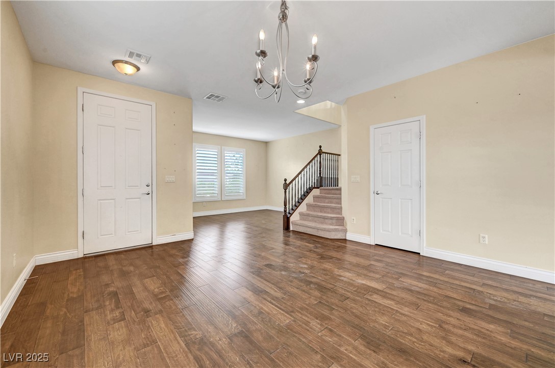 10247 Gladstone Peak Street