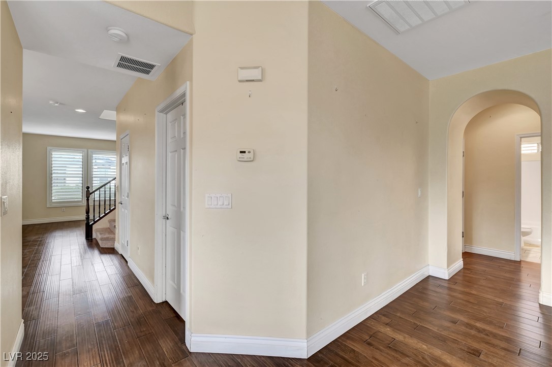 10247 Gladstone Peak Street