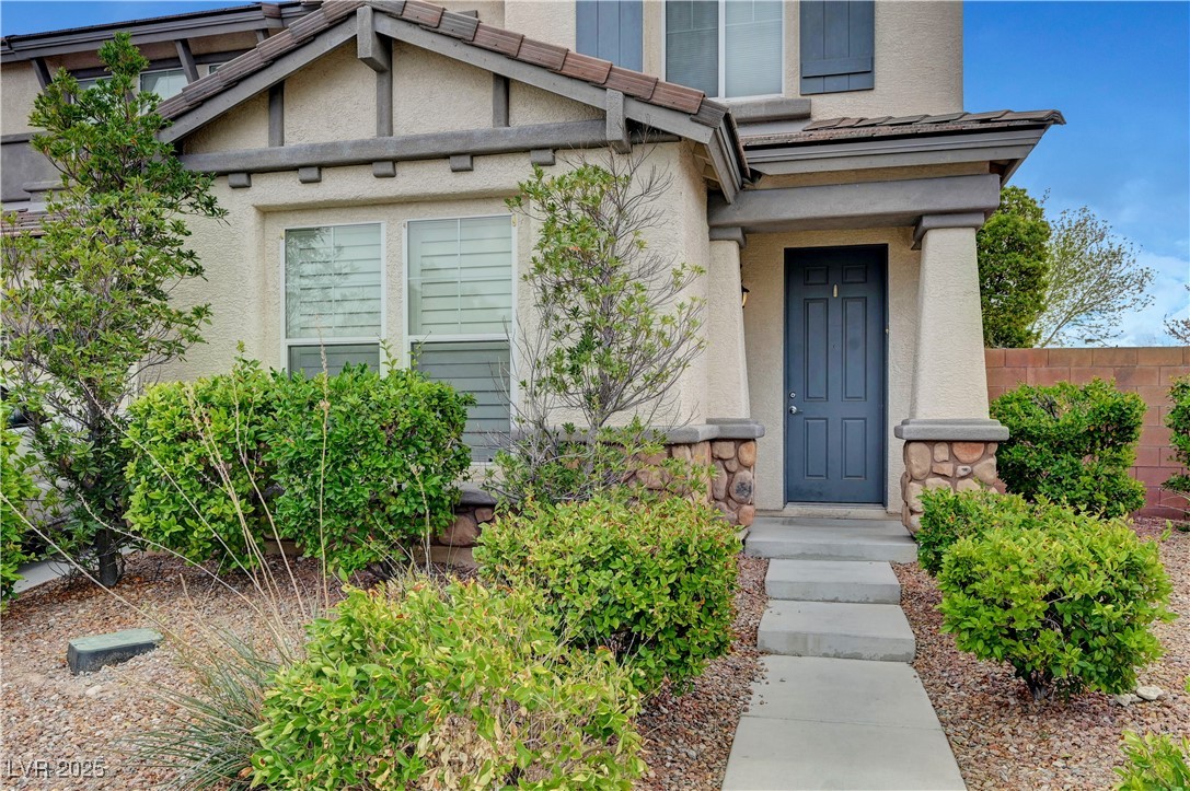 10247 Gladstone Peak Street