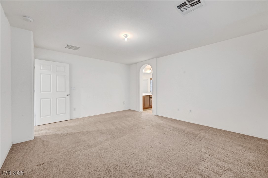 10247 Gladstone Peak Street