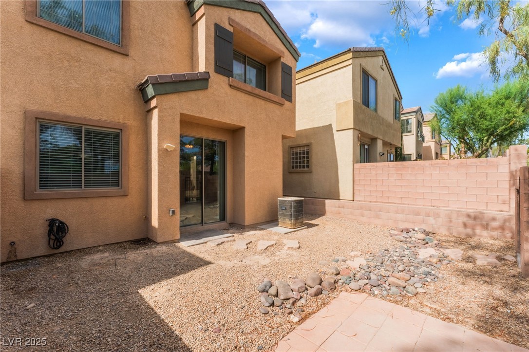 28 Yellow Flame Avenue