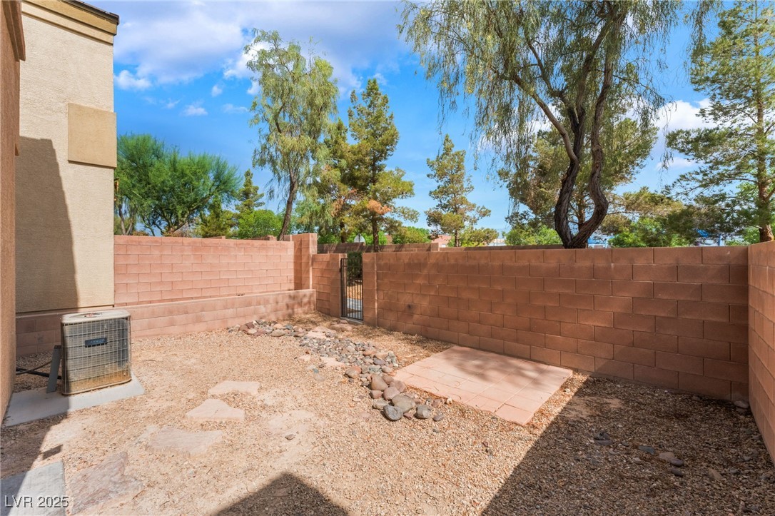 28 Yellow Flame Avenue