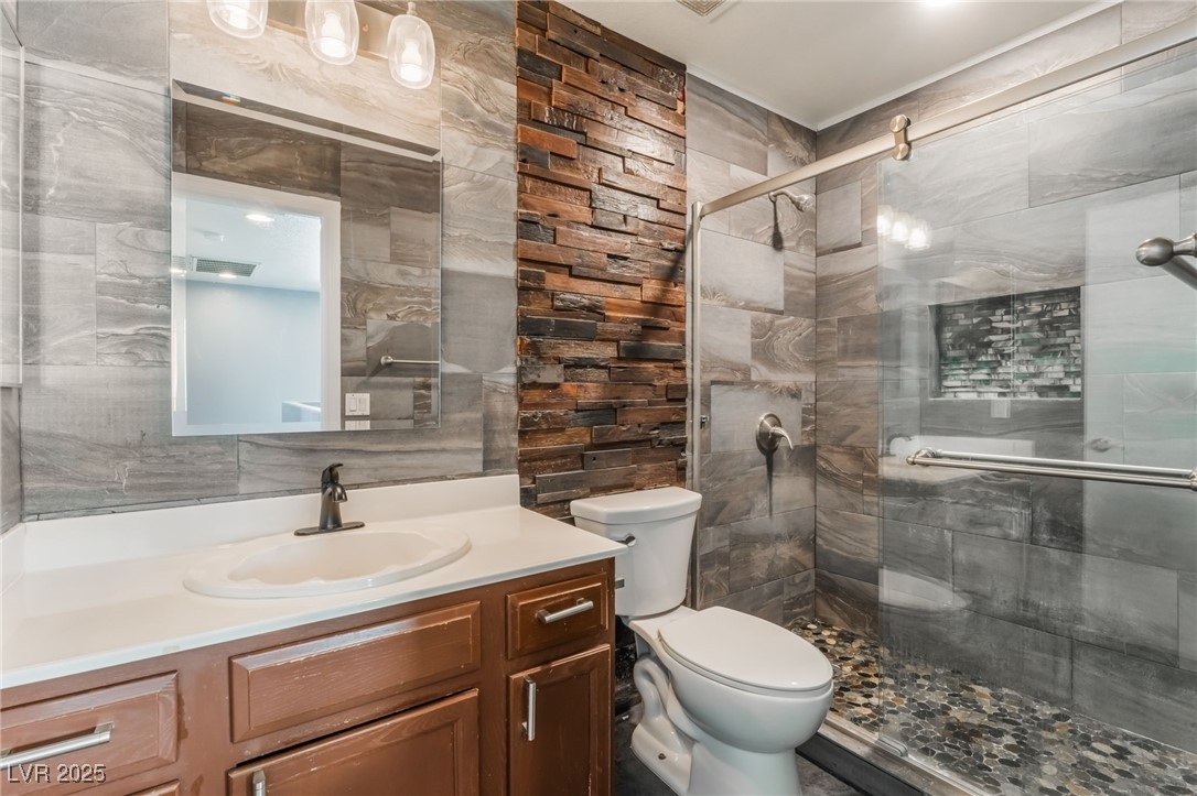 28 Yellow Flame Avenue