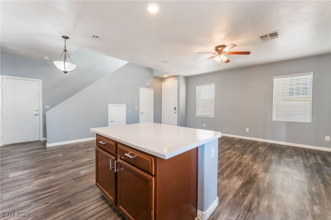 28 Yellow Flame Avenue