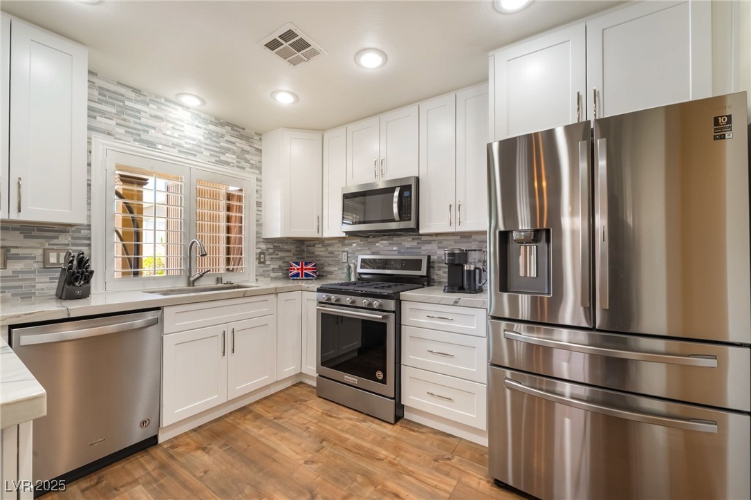 2556 Prince Edward Drive