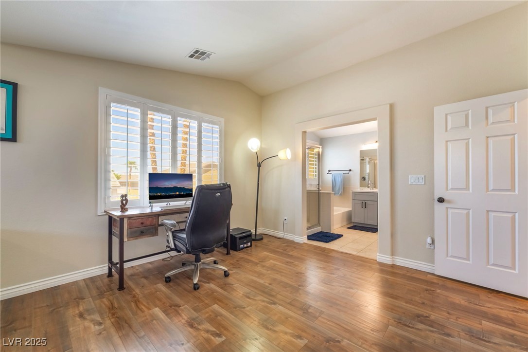 2556 Prince Edward Drive