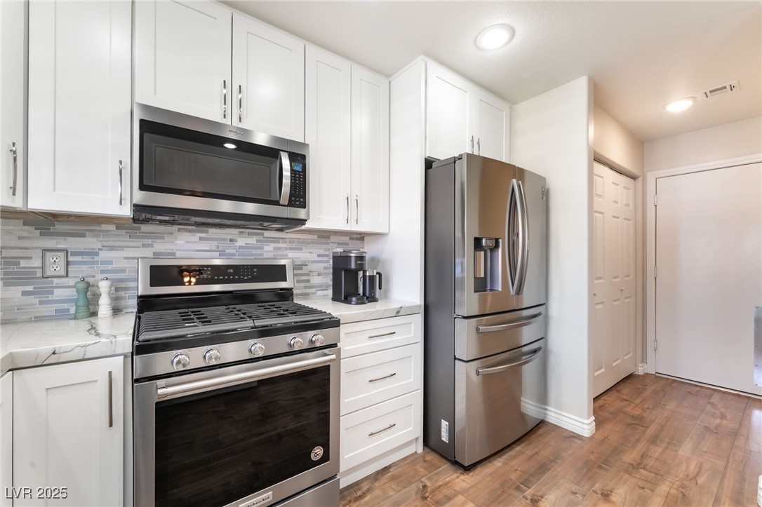 2556 Prince Edward Drive