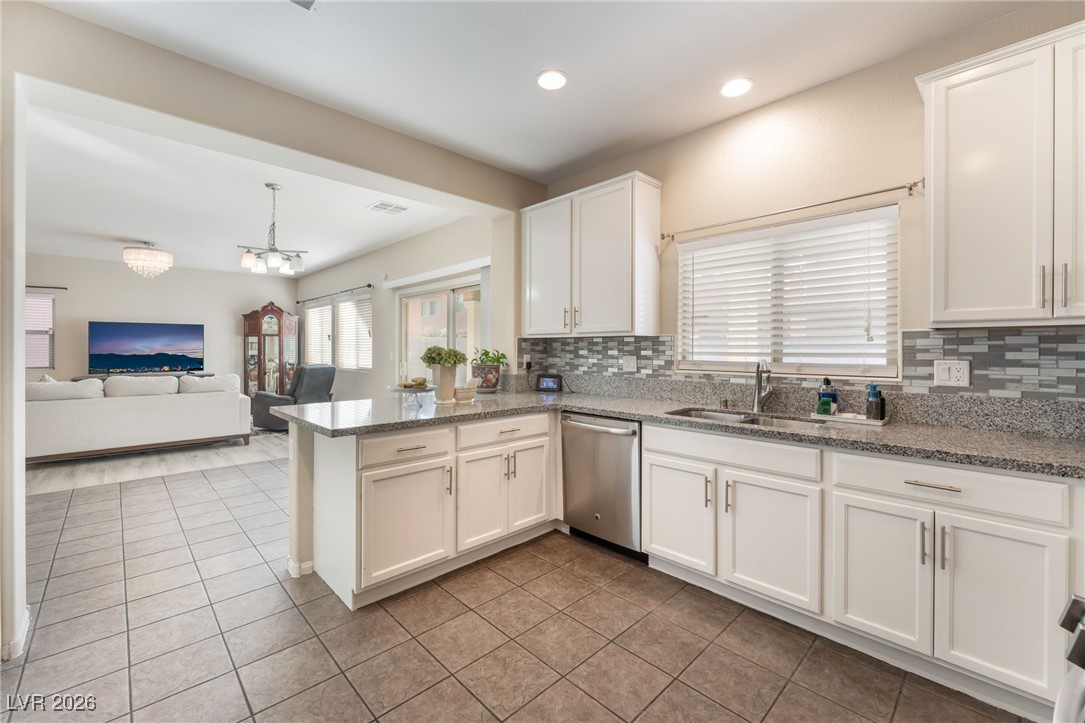 1413 Nature Loop Avenue