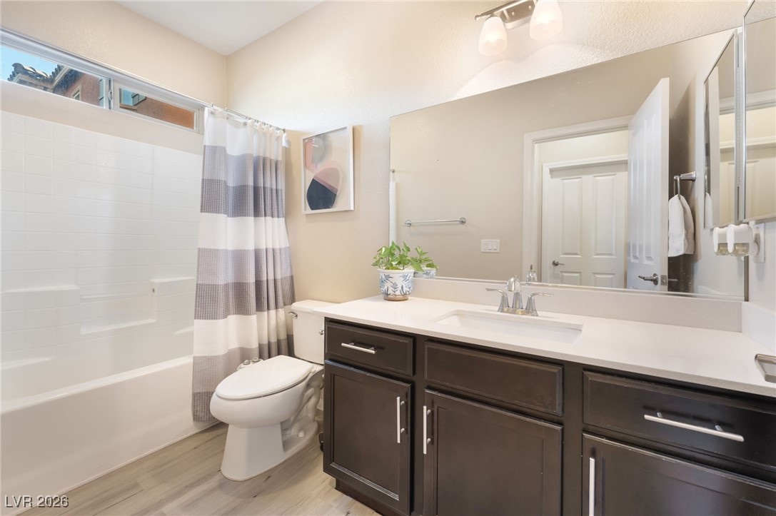 1413 Nature Loop Avenue