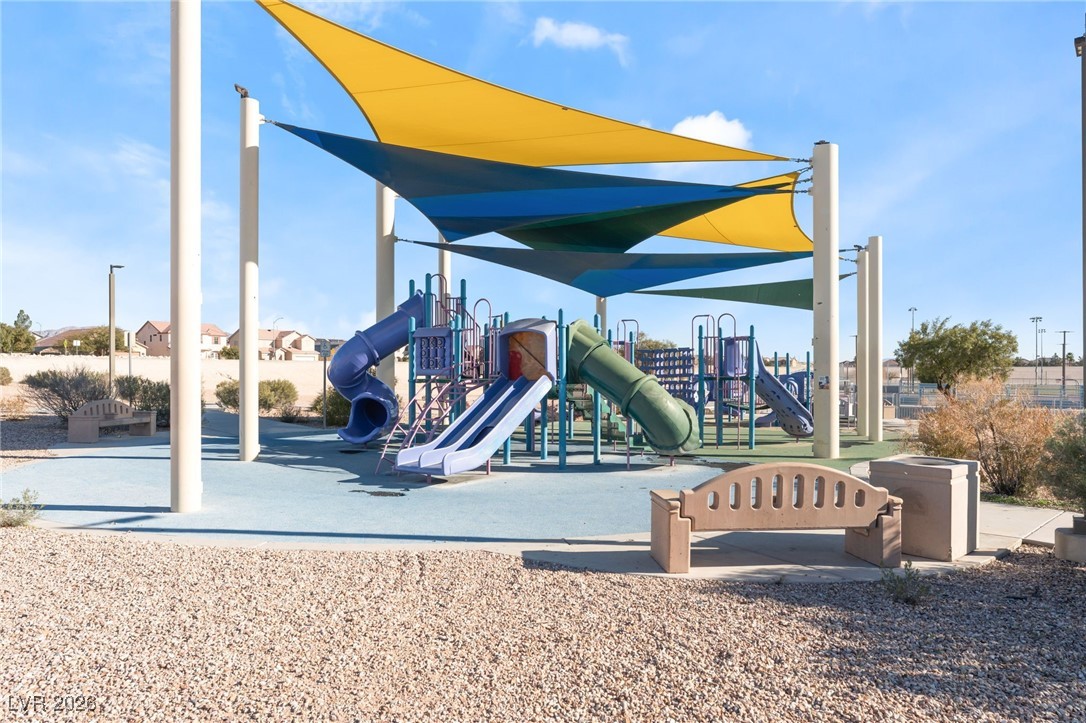 1413 Nature Loop Avenue