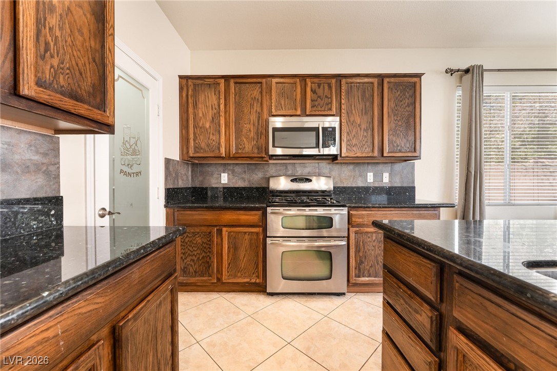 3826 Discovery Creek Avenue