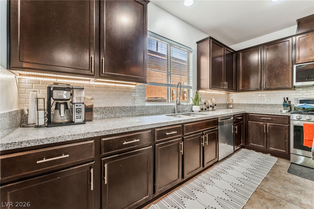 6733 Chelsea Ridge Court