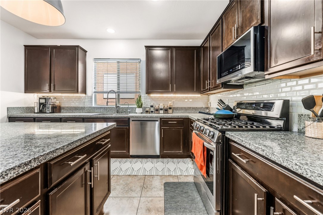 6733 Chelsea Ridge Court