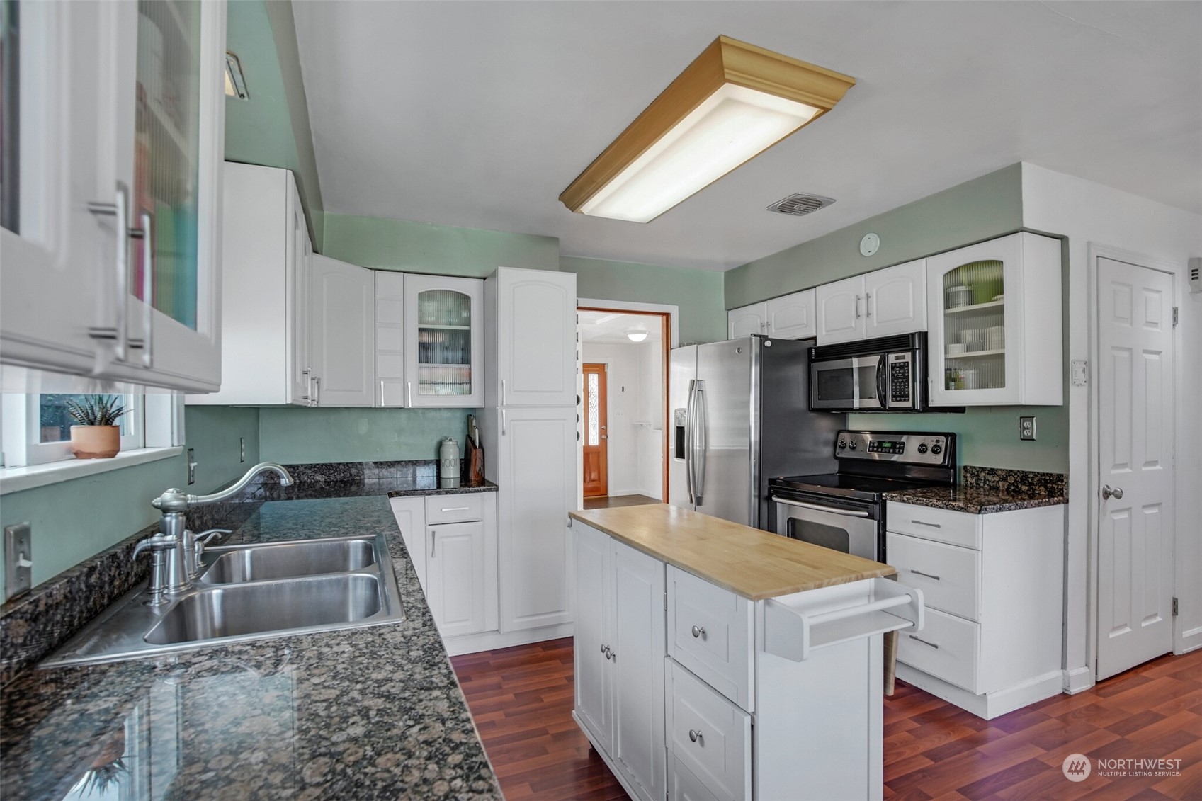 3833 S 10th Street