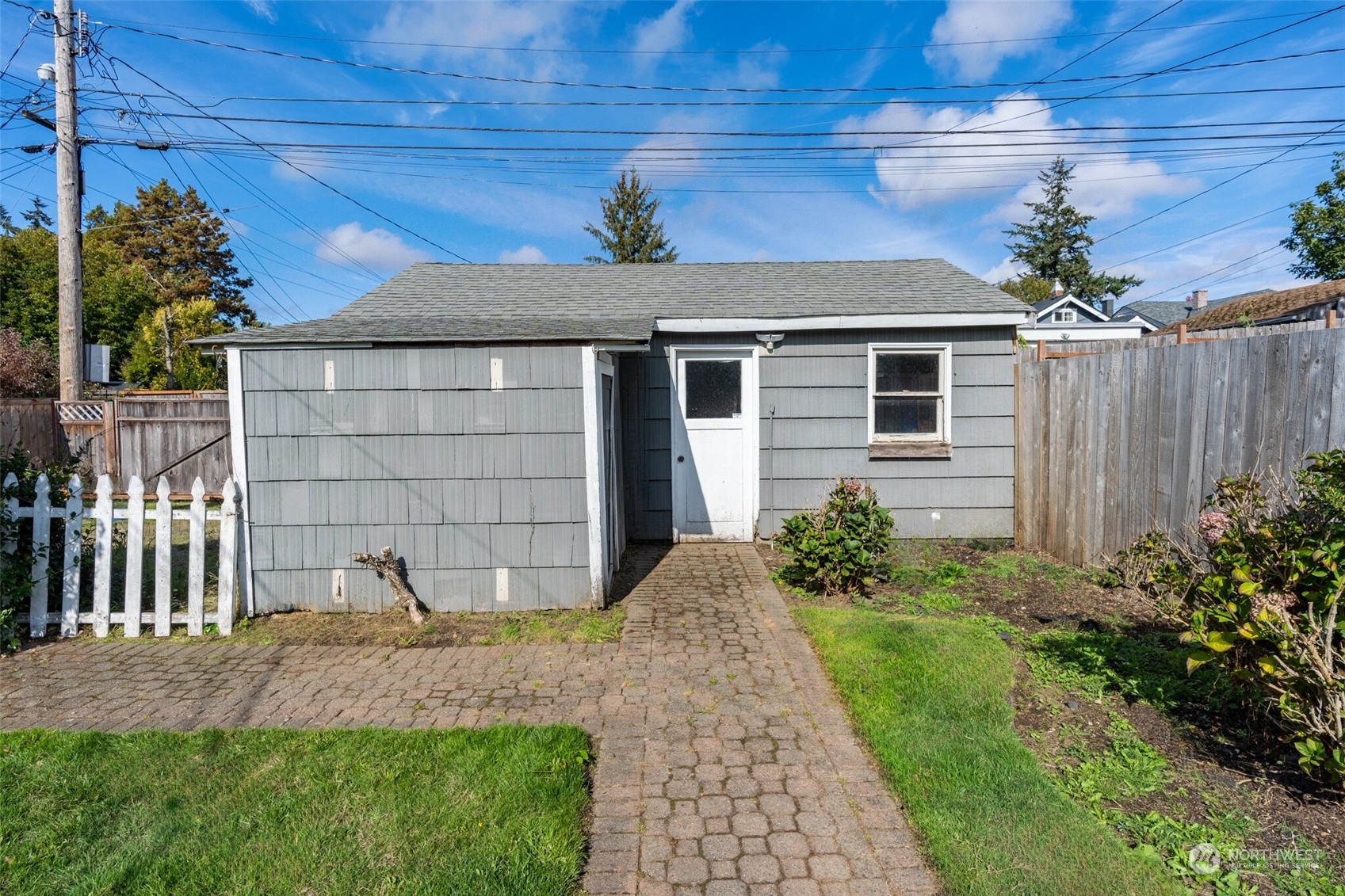 3833 S 10th Street