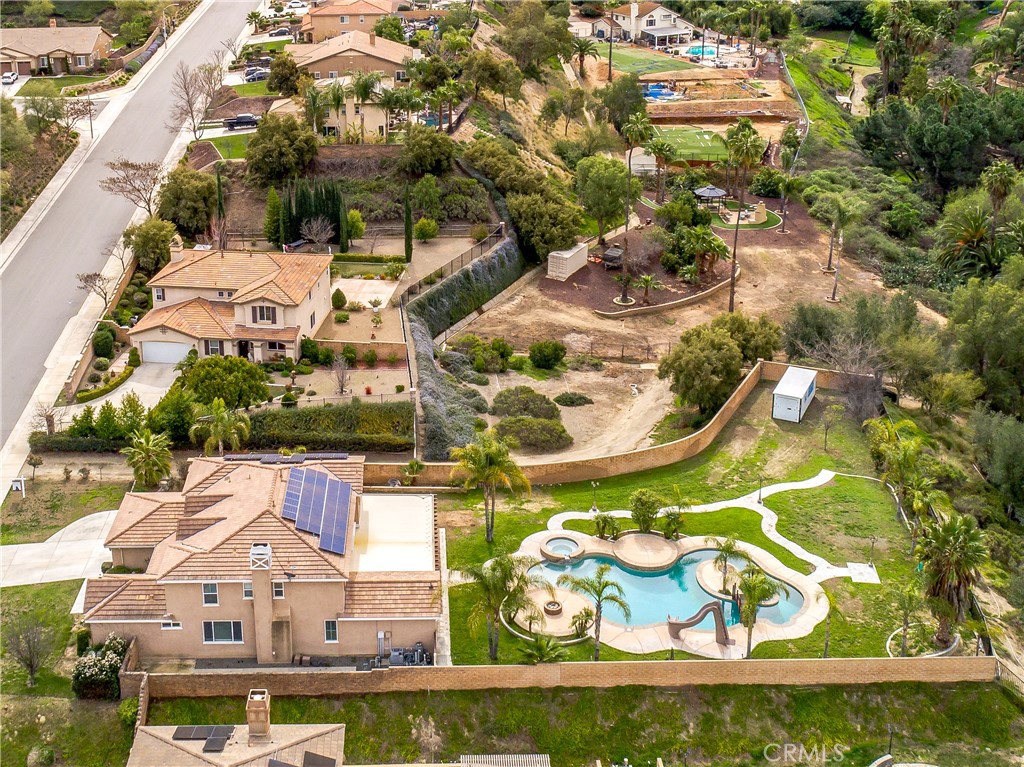 16171 Hillsmont Lane