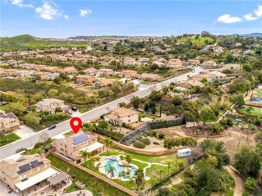 16171 Hillsmont Lane