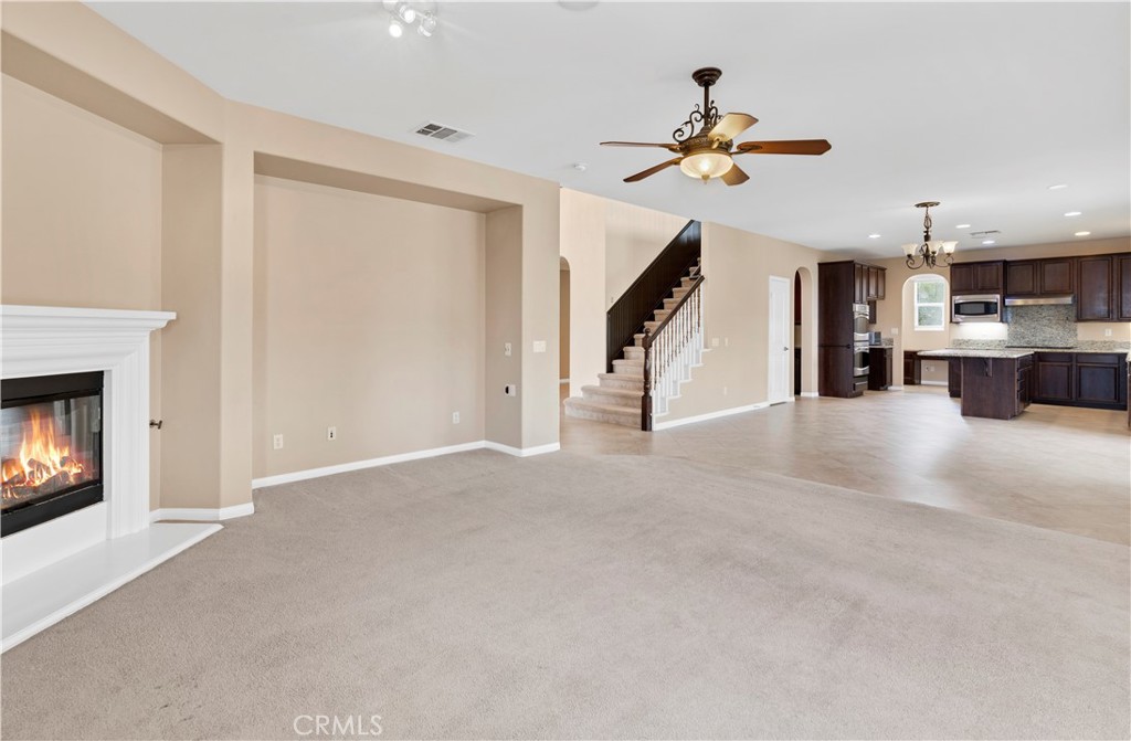 16171 Hillsmont Lane