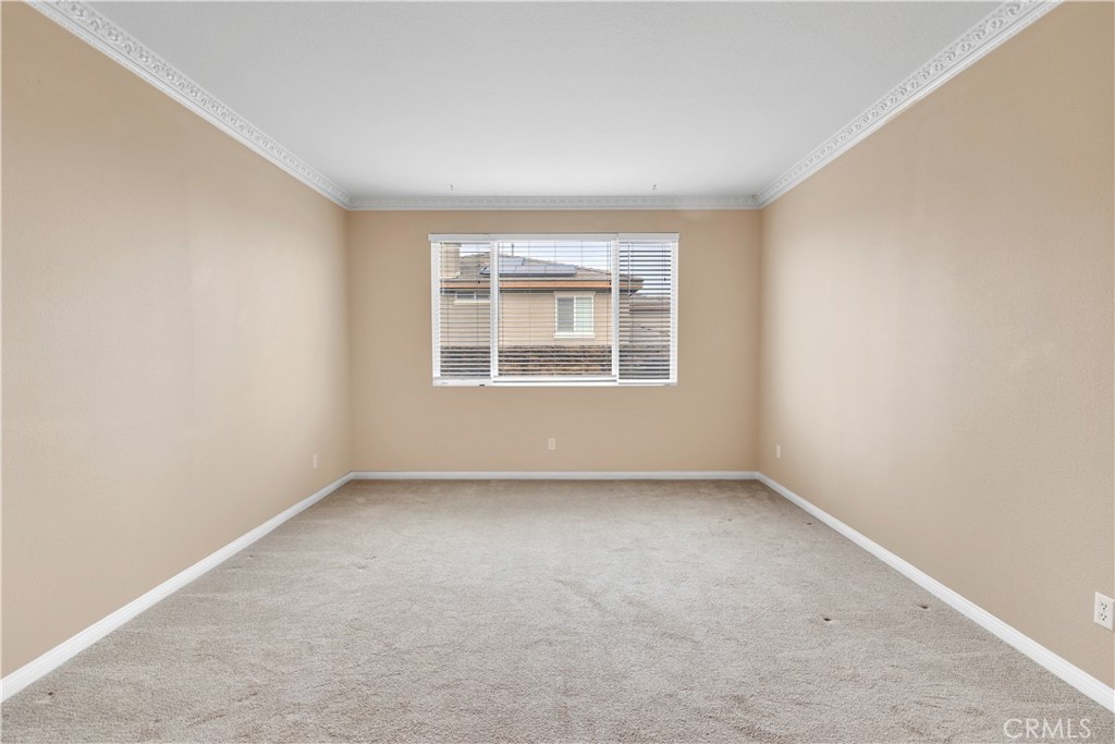 16171 Hillsmont Lane