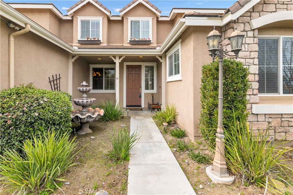 16171 Hillsmont Lane