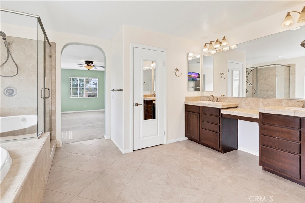 16171 Hillsmont Lane