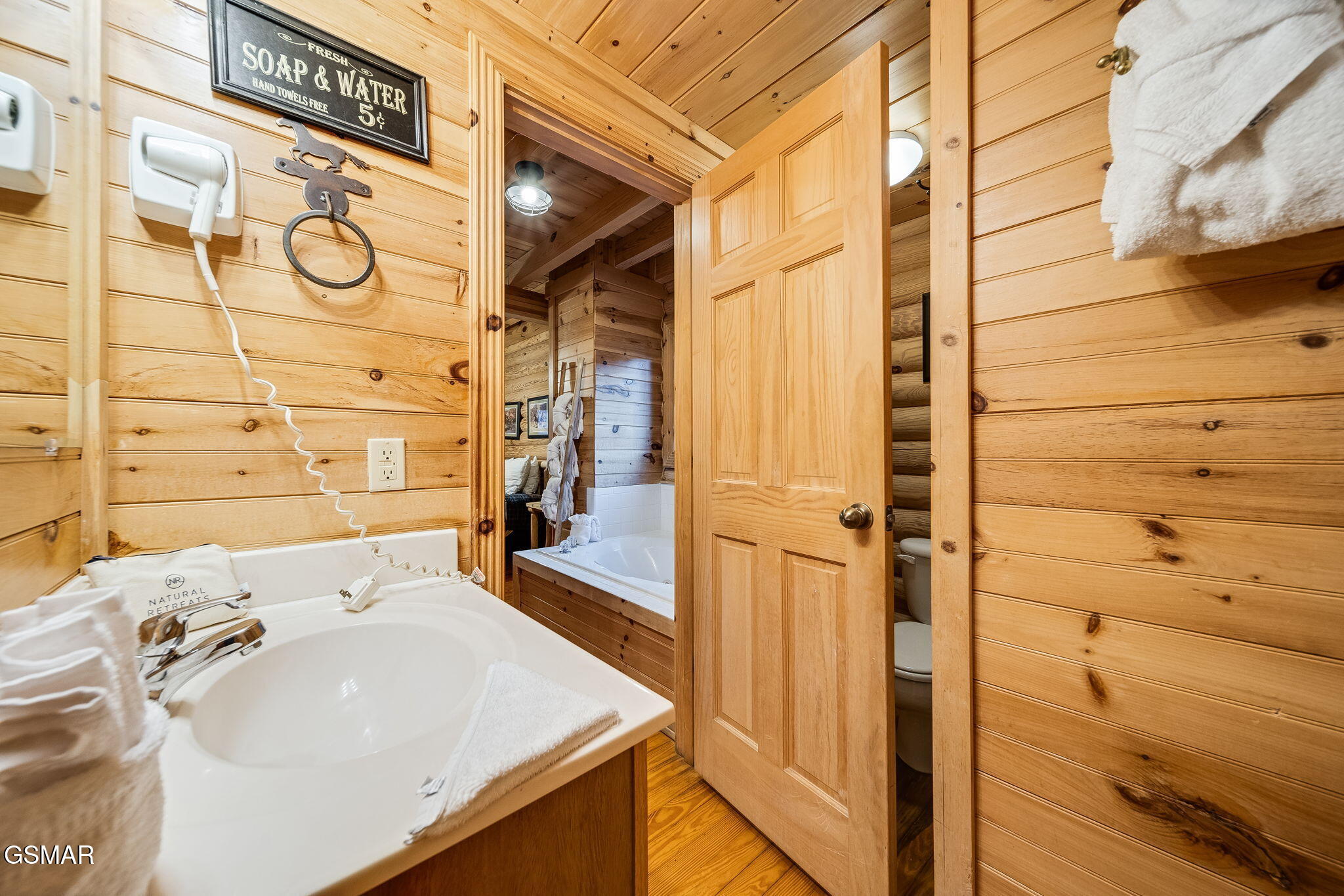 3221 Smoky Ridge Way Way