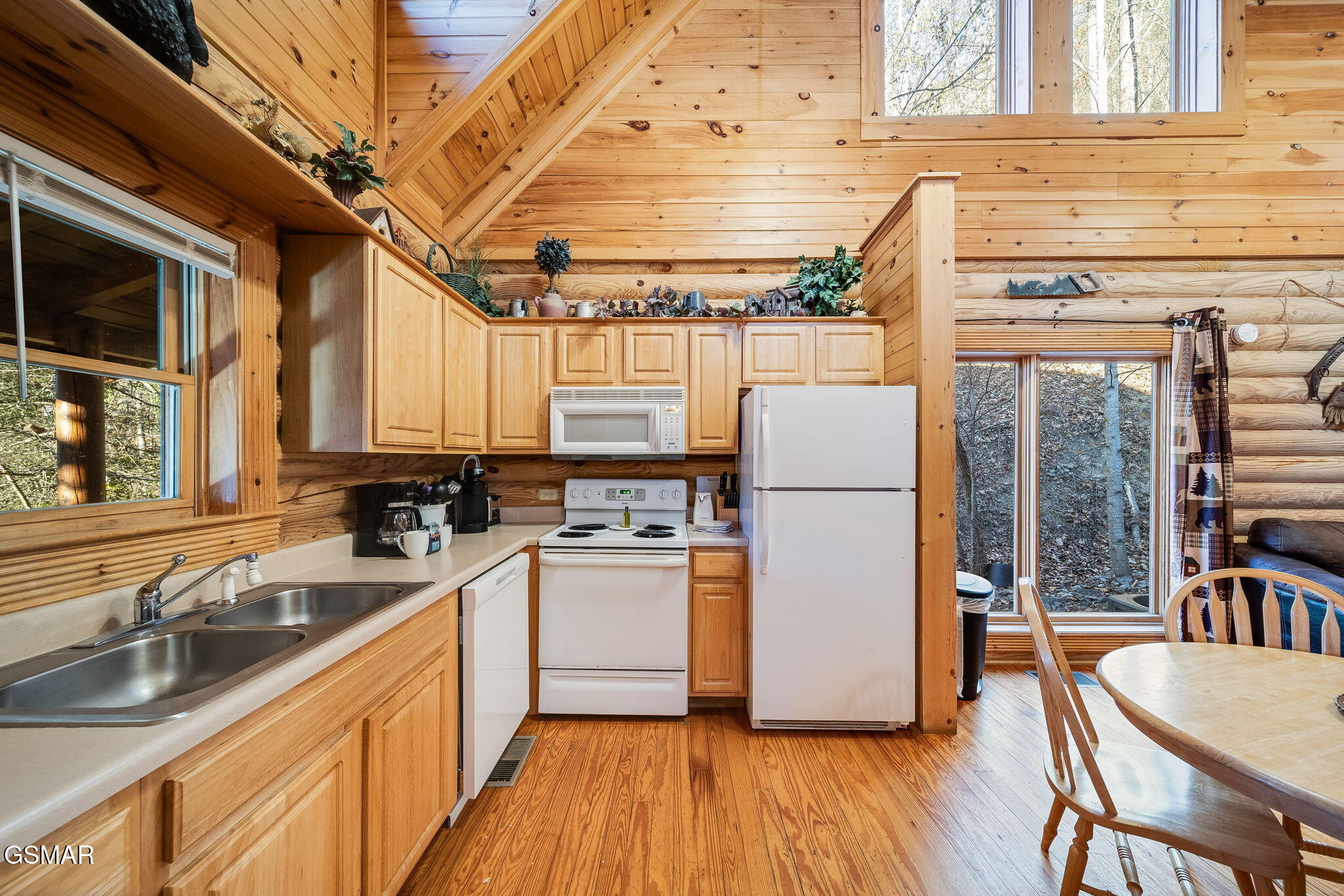 3221 Smoky Ridge Way Way