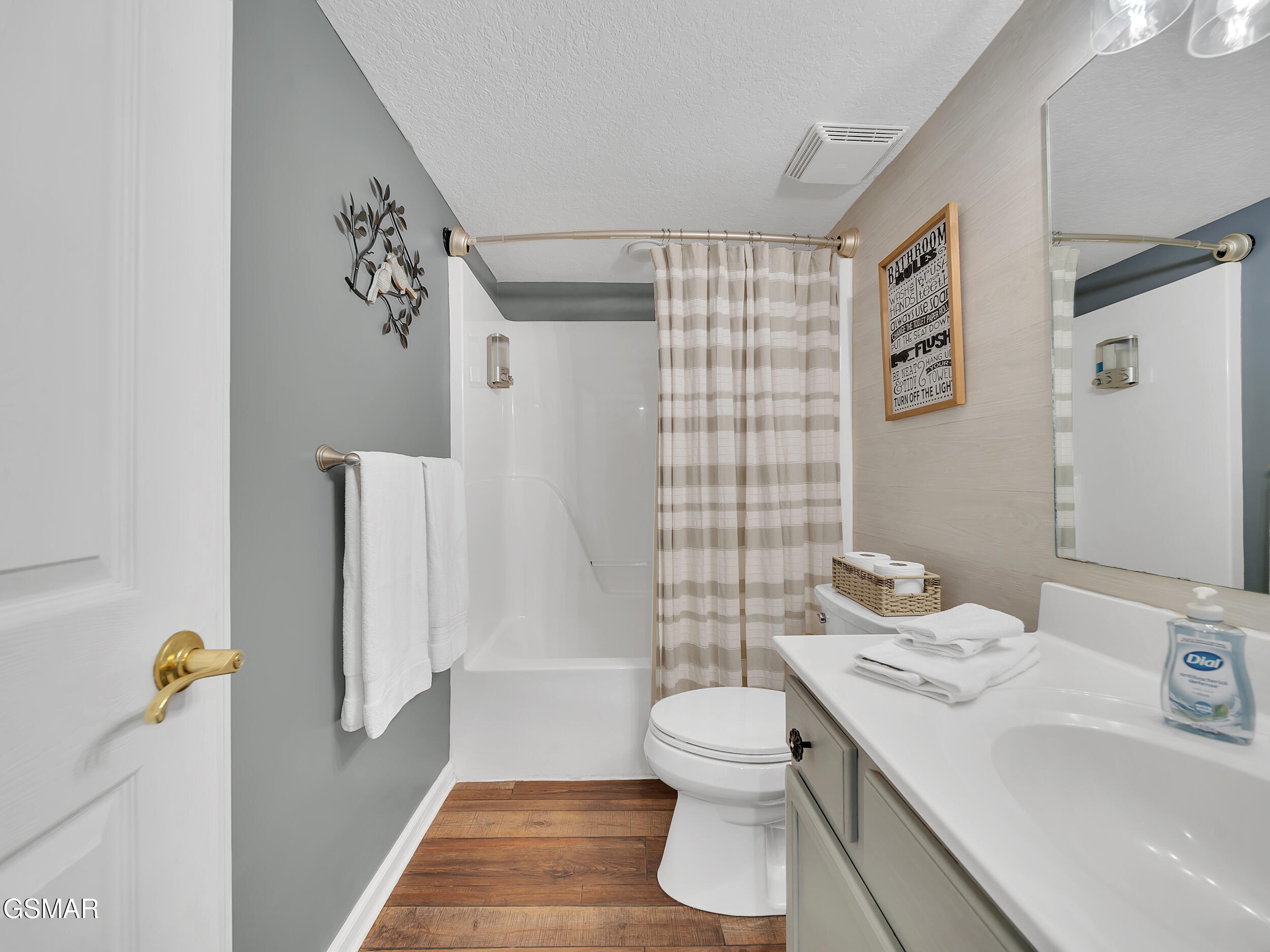 2743 Colonial Drive Drive Unit: 109