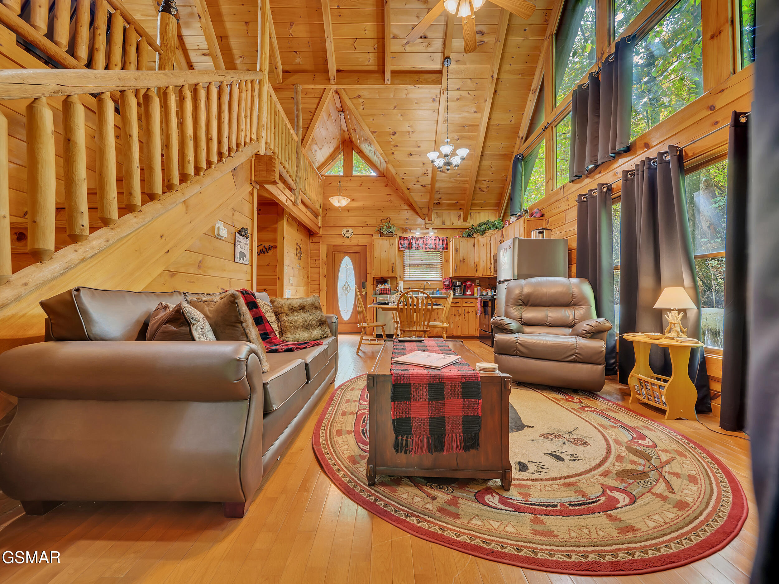 1805 Mossy Trail Trail