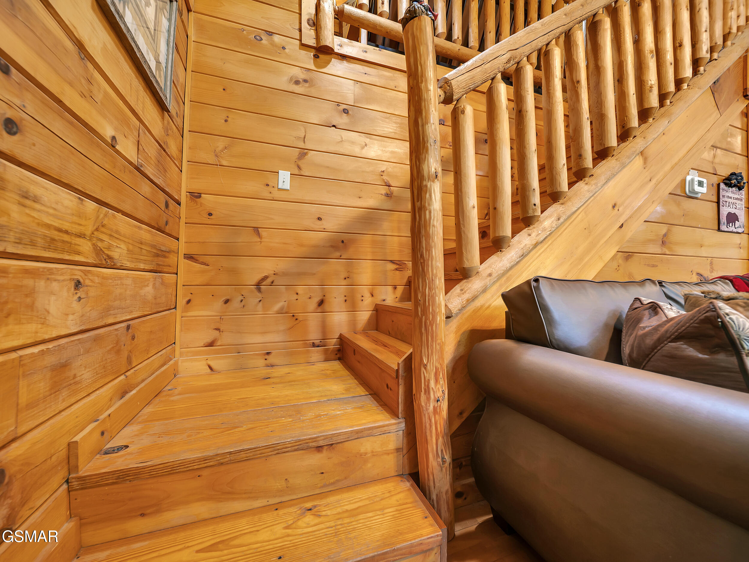 1805 Mossy Trail Trail