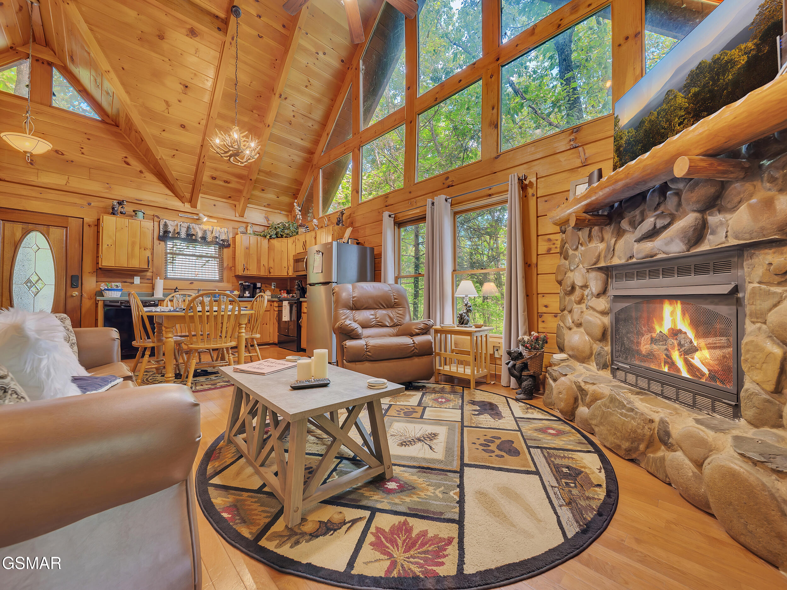 1806 Mossy Trail Trail