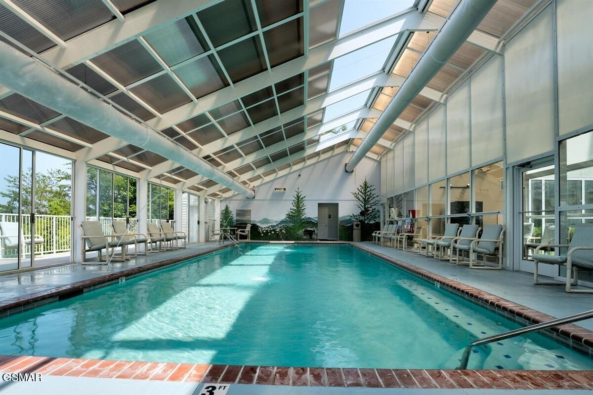 205 Ogle Drive Drive Unit: 422