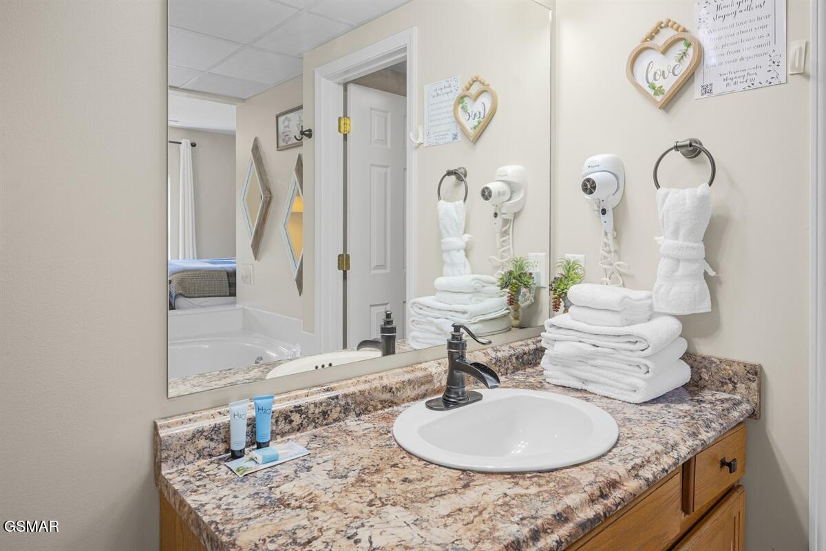 205 Ogle Drive Drive Unit: 422