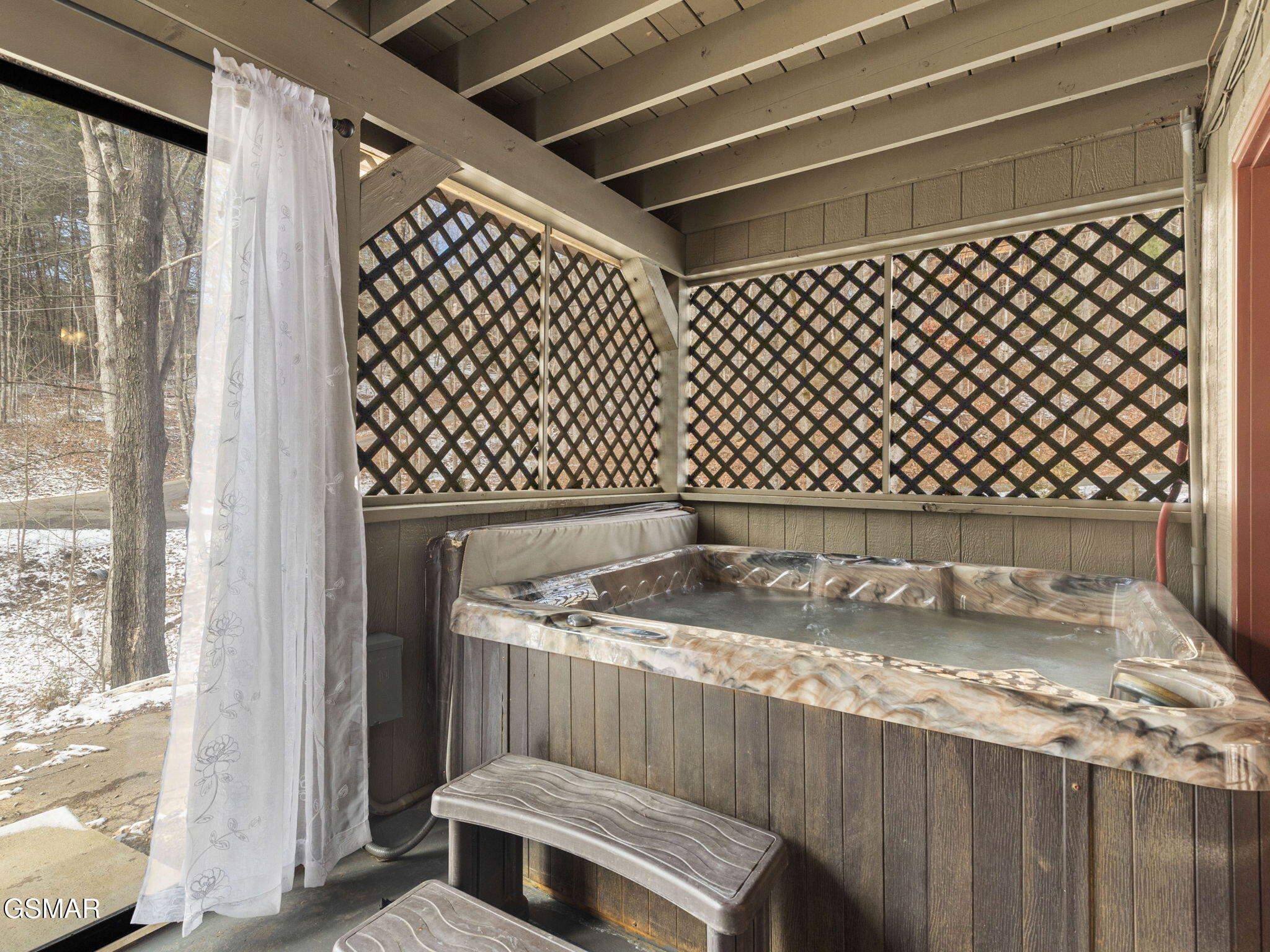 1663 S Mountain View Road Road Road