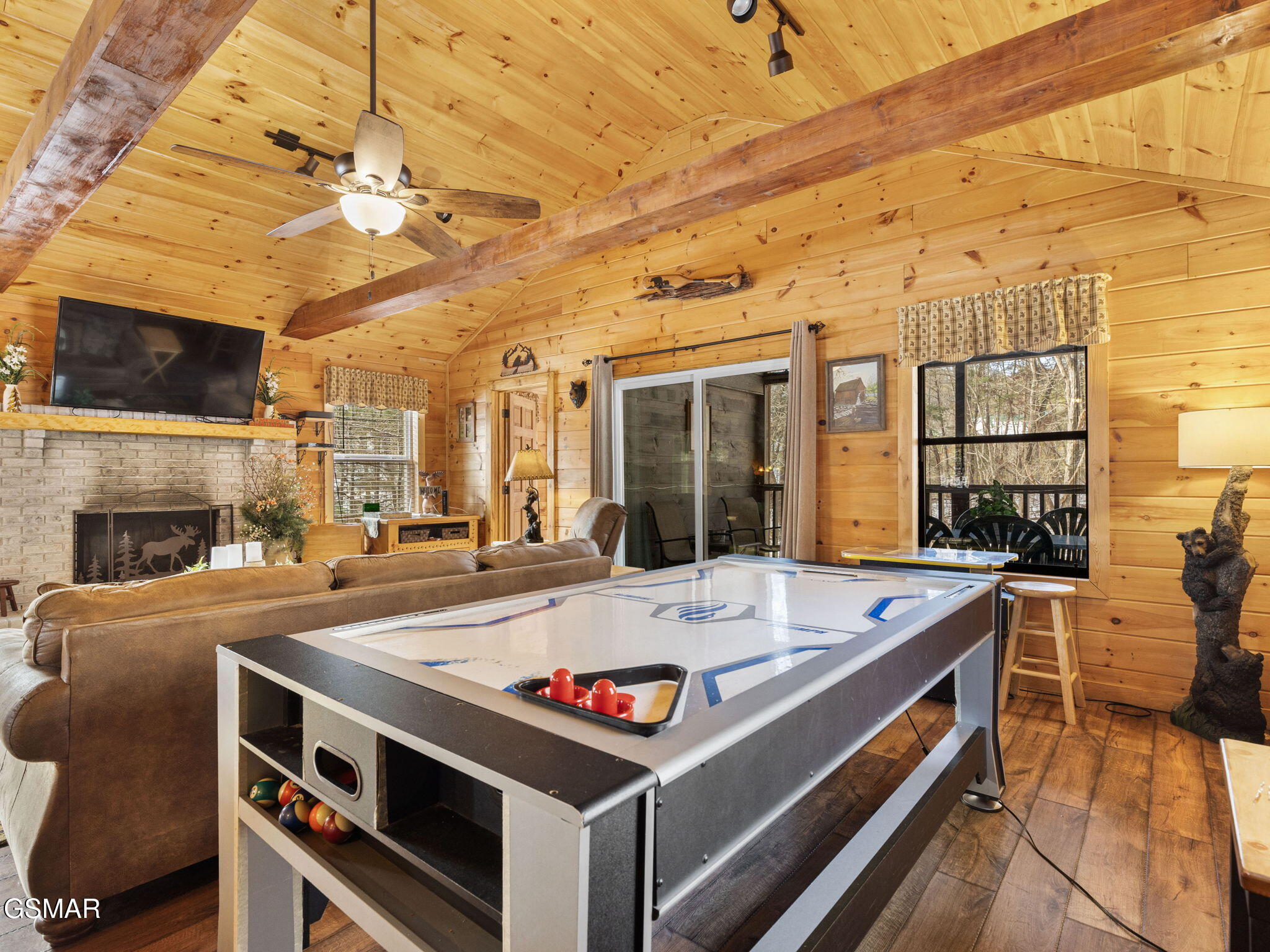 1663 S Mountain View Road Road Road