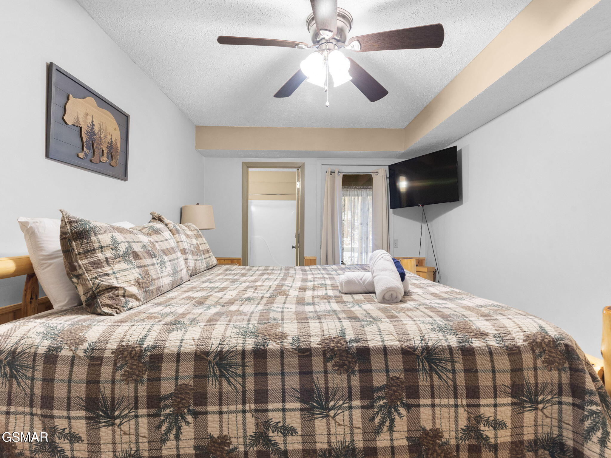 1663 S Mountain View Road Road Road