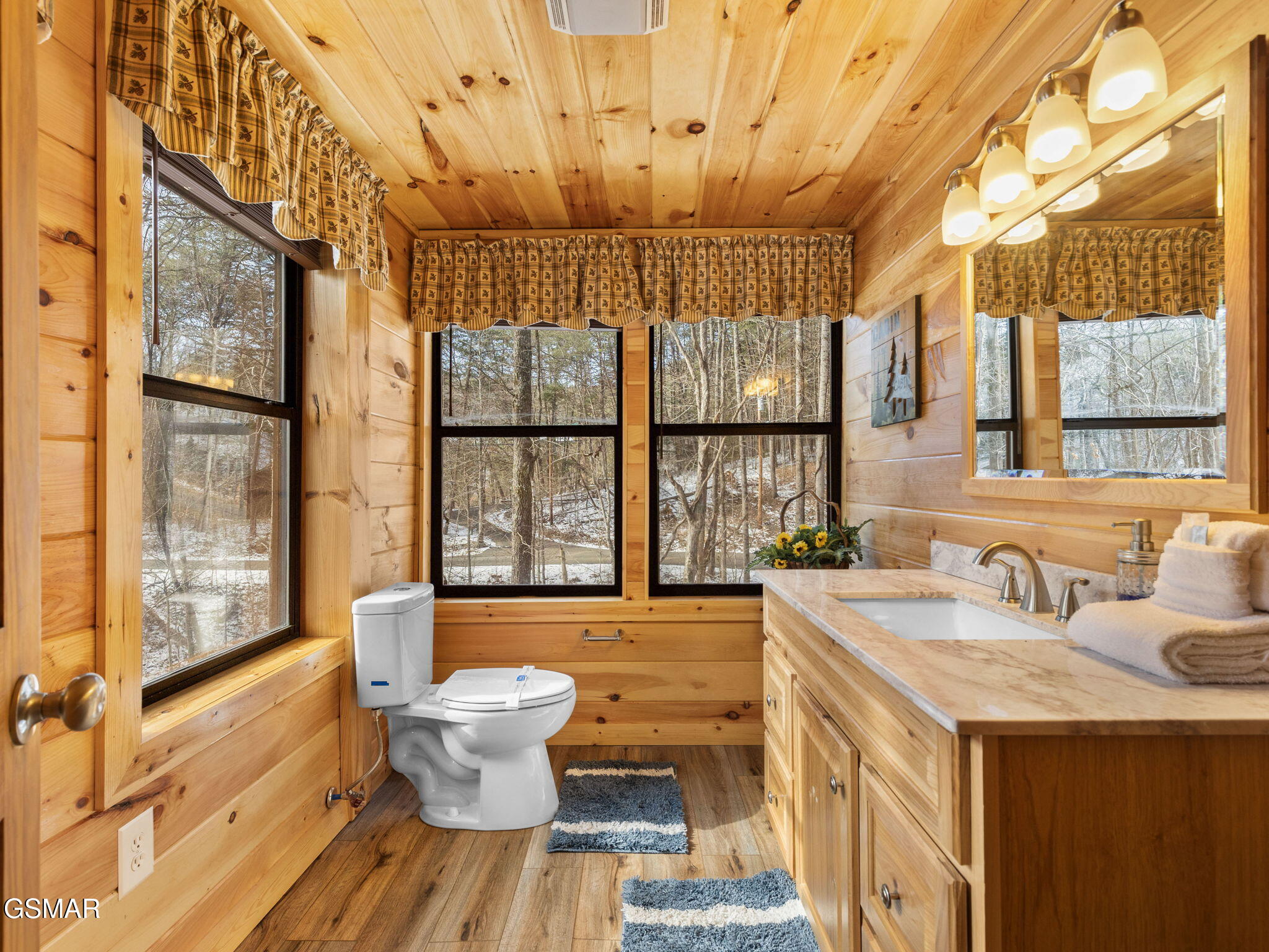 1663 S Mountain View Road Road Road