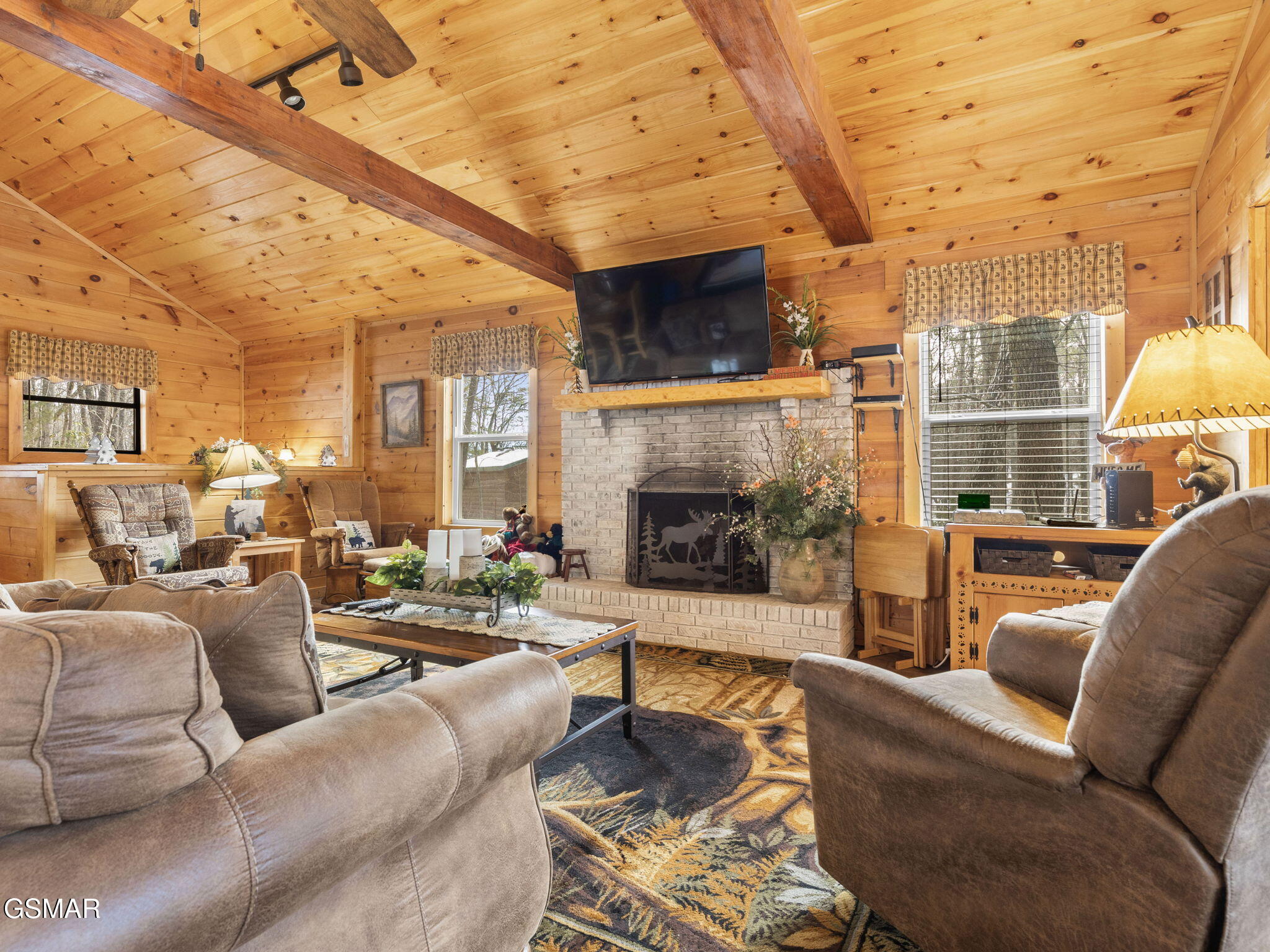 1663 S Mountain View Road Road Road