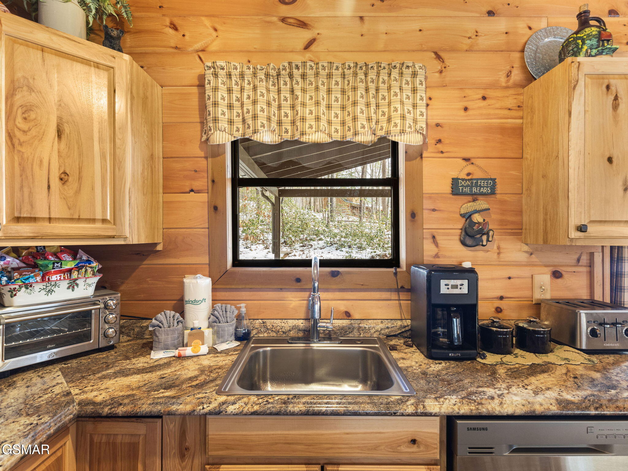 1663 S Mountain View Road Road Road