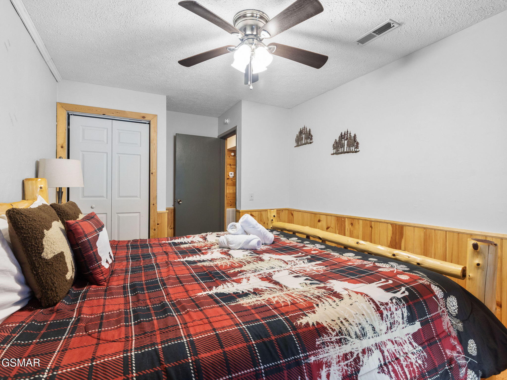 1663 S Mountain View Road Road Road