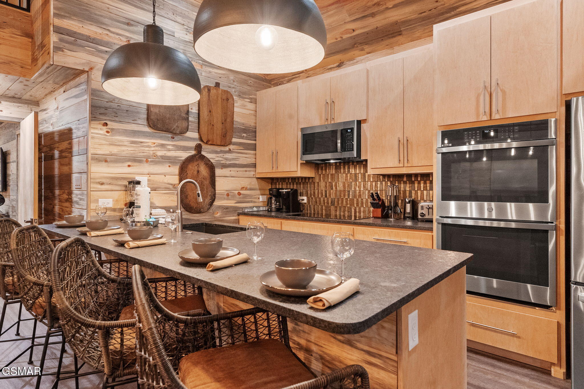 1421 Silver Poplar Lane Lane