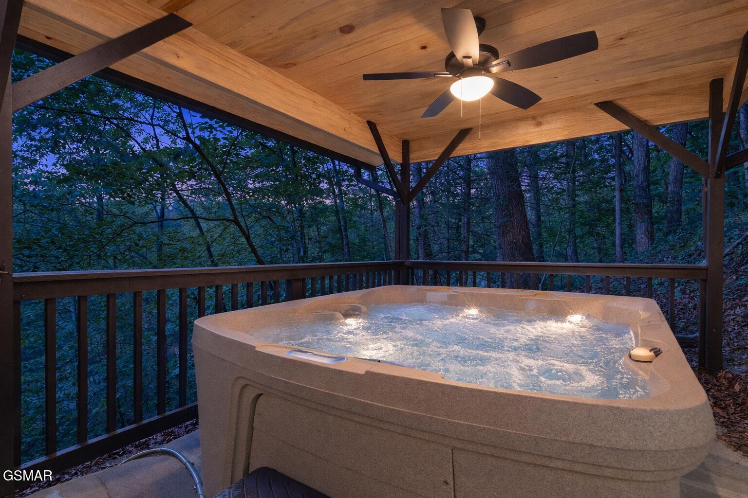 1421 Silver Poplar Lane Lane