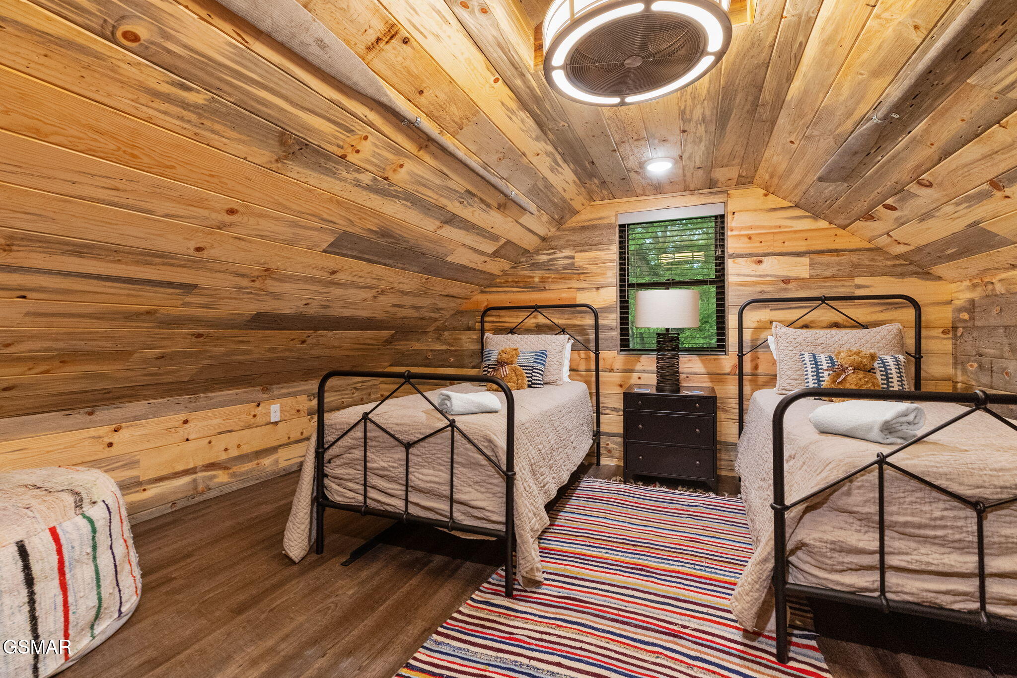 1421 Silver Poplar Lane Lane