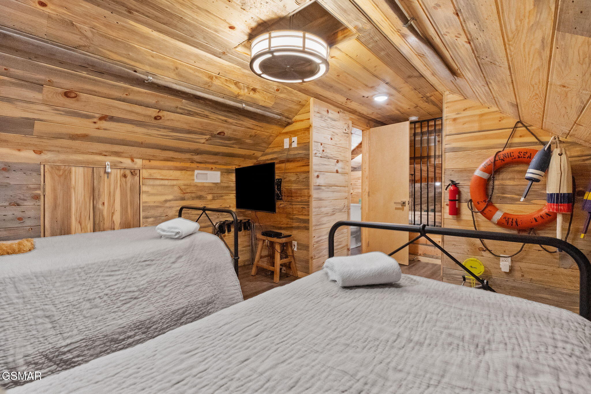 1421 Silver Poplar Lane Lane