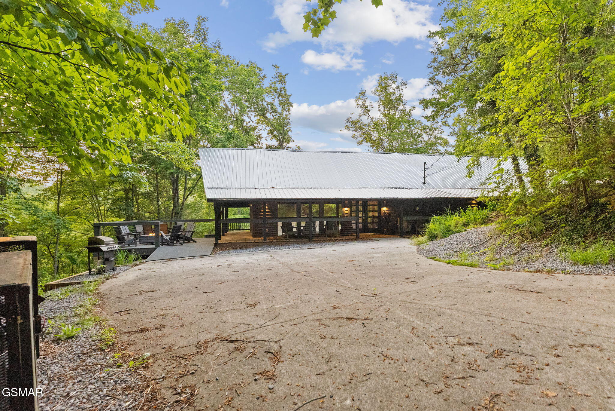 1421 Silver Poplar Lane Lane